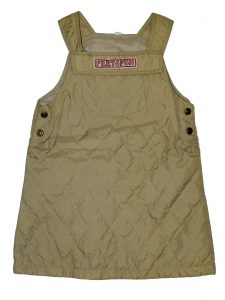 Jó állapotú Egyéb márka Világos barna, steppelt ruha (116)