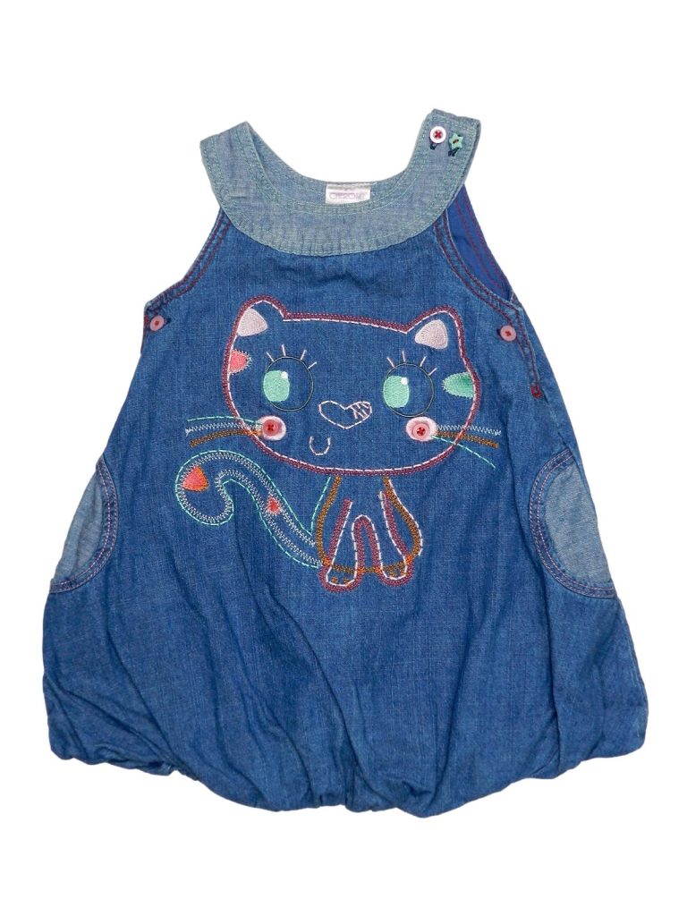 Hibátlan Cherokee Hímzett farmerruha (80-86)